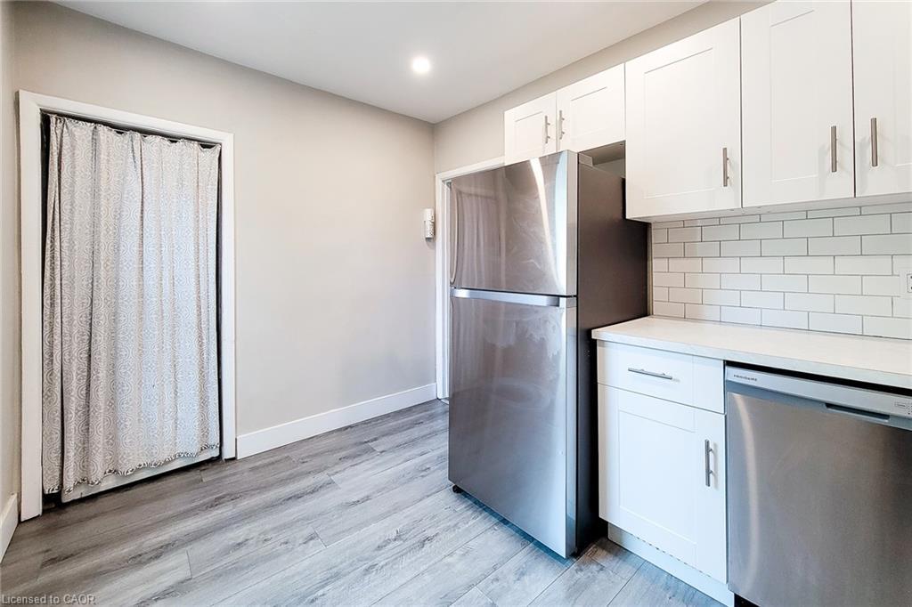 76 Wellington Street S, Hamilton, ON