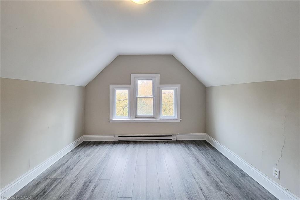 76 Wellington Street S, Hamilton, ON