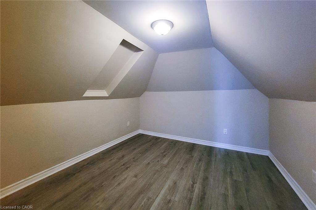 76 Wellington Street S, Hamilton, ON