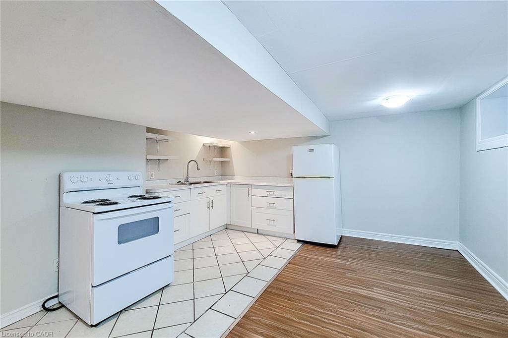 76 Wellington Street S, Hamilton, ON