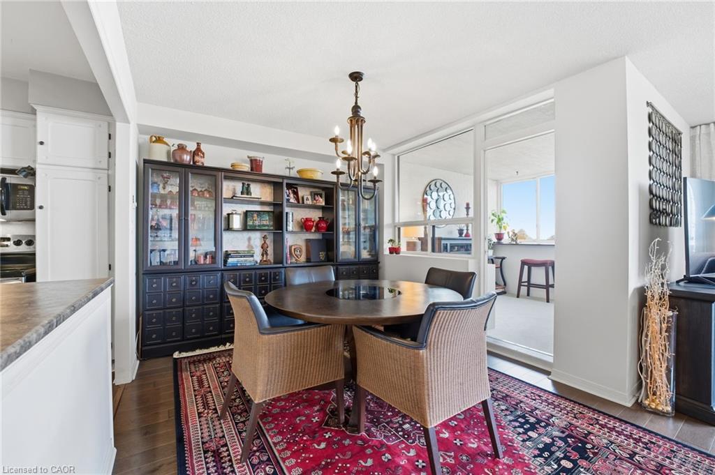 502-166 Mountain Park Avenue, Hamilton, ON - Indoor