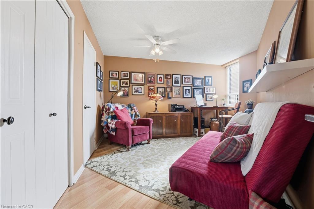 502-166 Mountain Park Avenue, Hamilton, ON - Indoor