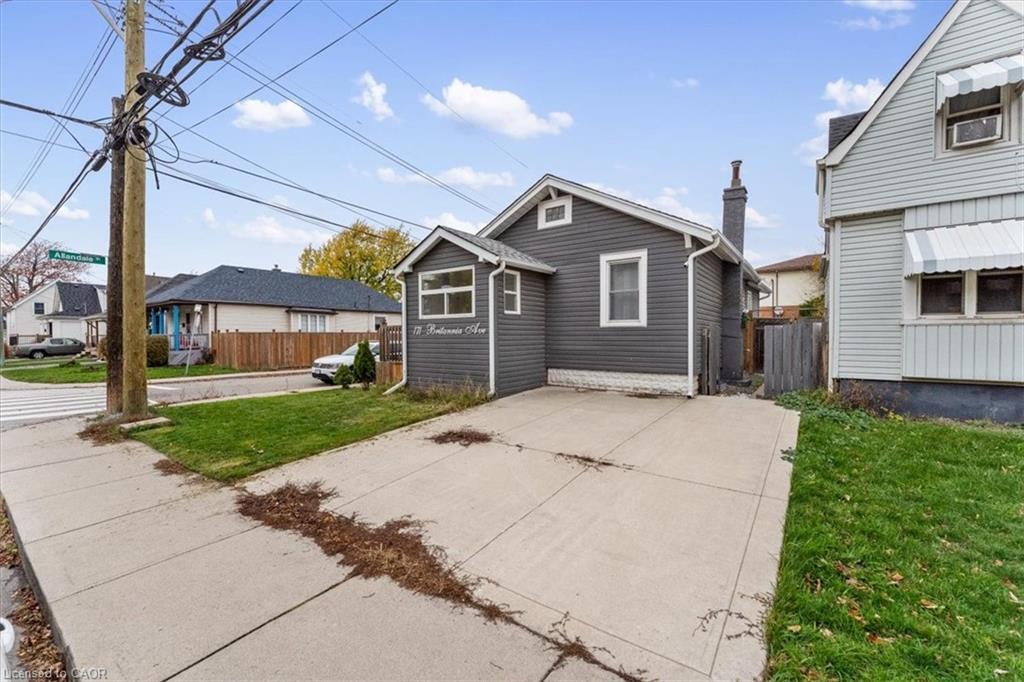 171 Britannia Avenue, Hamilton, ON - Outdoor