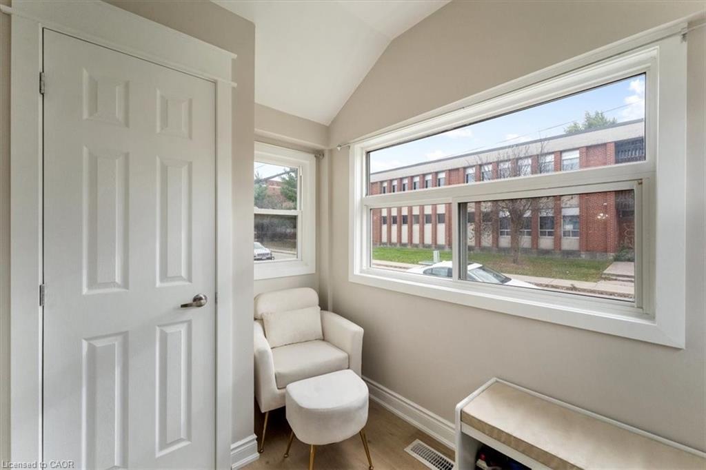 171 Britannia Avenue, Hamilton, ON - Indoor Photo Showing Other Room