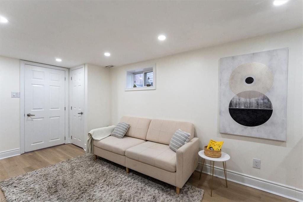 171 Britannia Avenue, Hamilton, ON - Indoor