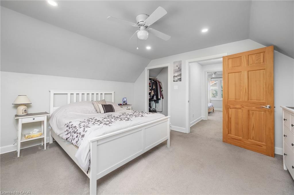 1140 2Nd Concession Concession W, Flamborough, ON - Indoor Photo Showing Bedroom