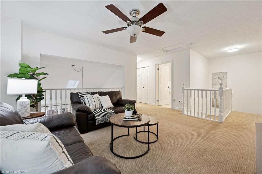 92 Schroder Crescent, Guelph, ON - Indoor Photo Showing Other Room