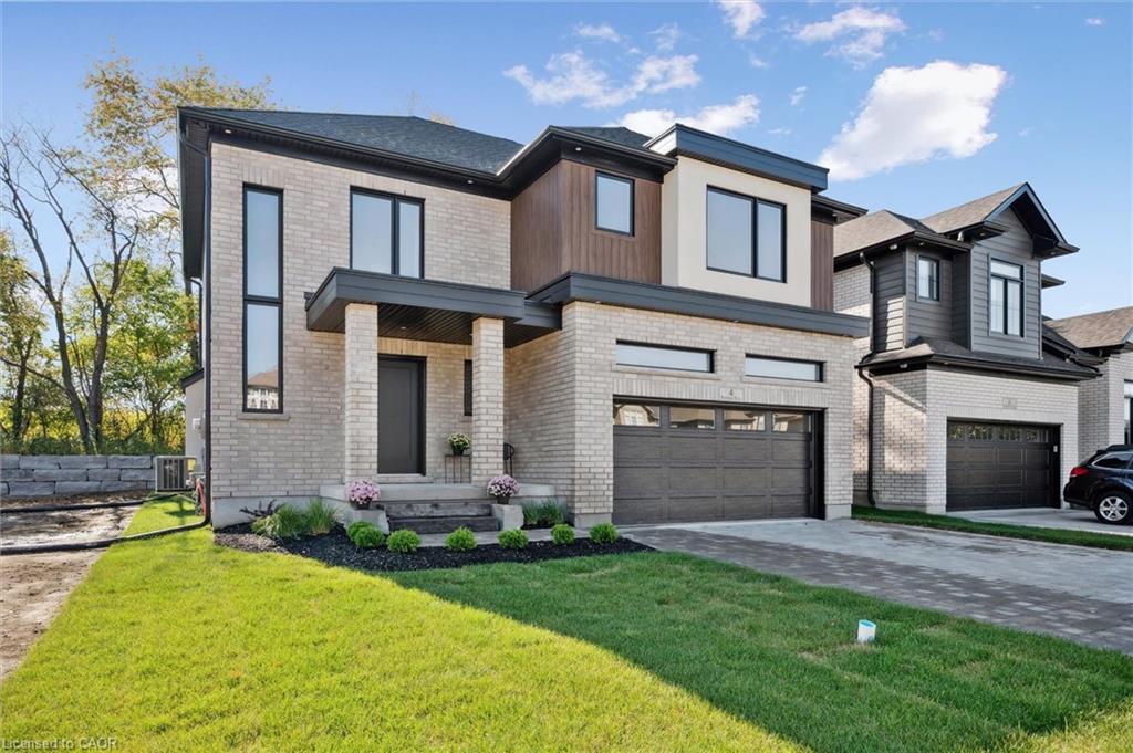 4 Winders Trail, Ingersoll, ON - Outdoor With Facade