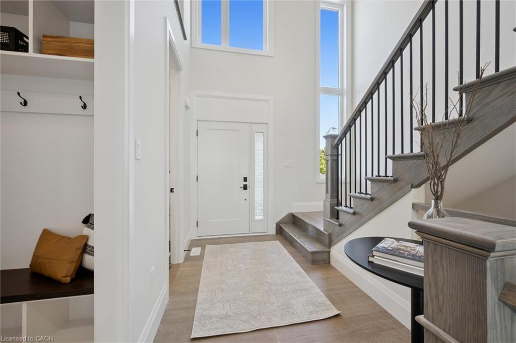 4 Winders Trail, Ingersoll, ON - Indoor