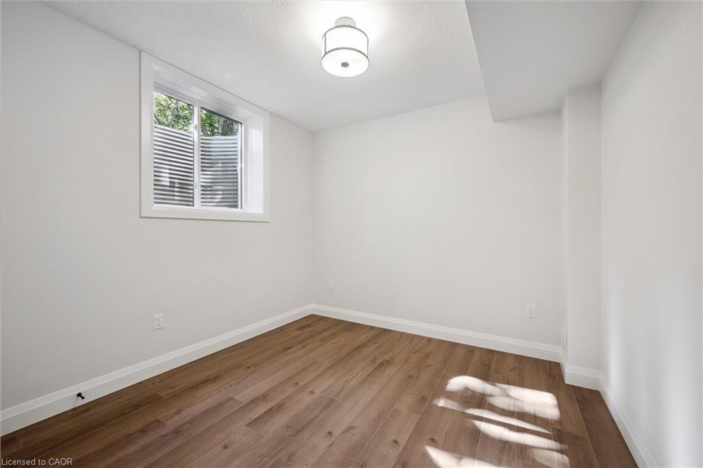 4 Winders Trail, Ingersoll, ON - Indoor Photo Showing Other Room