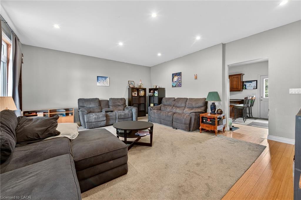 1413 Edgewood Road, Hamilton, ON - Indoor