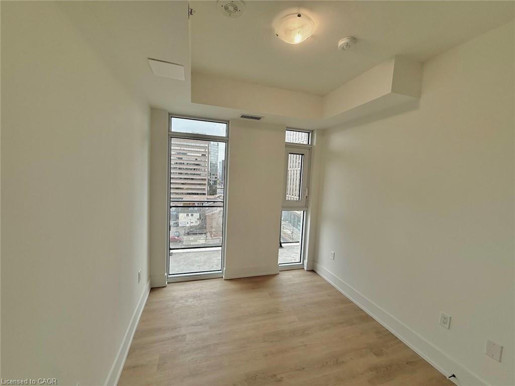 711-206 King Street W, Hamilton, ON - Indoor Photo Showing Other Room
