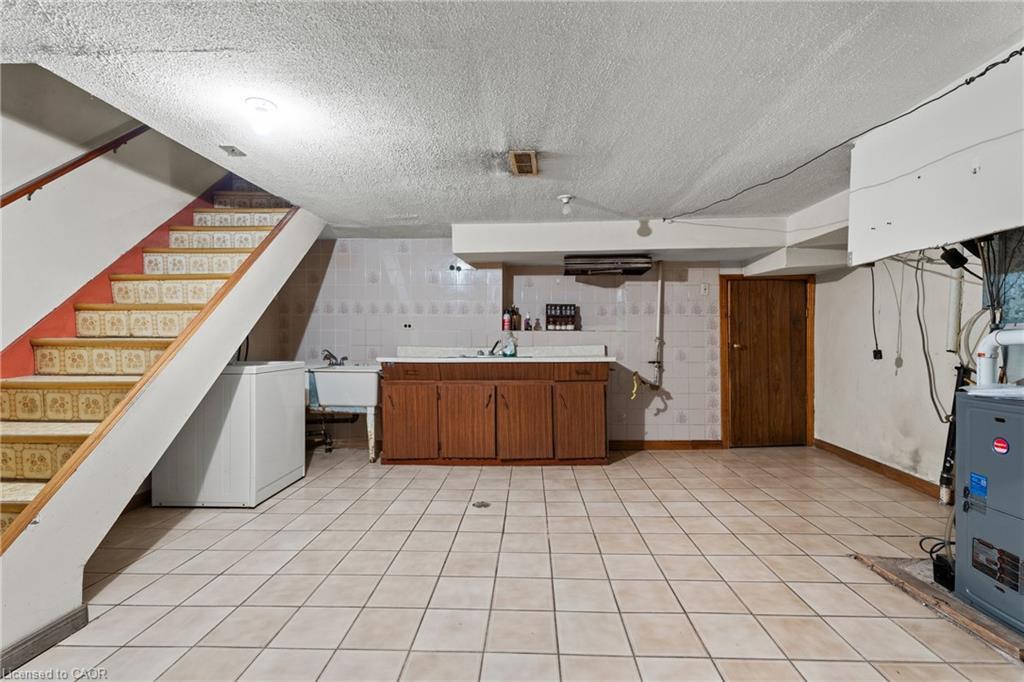 156 Macnab Street N, Hamilton, ON - Indoor