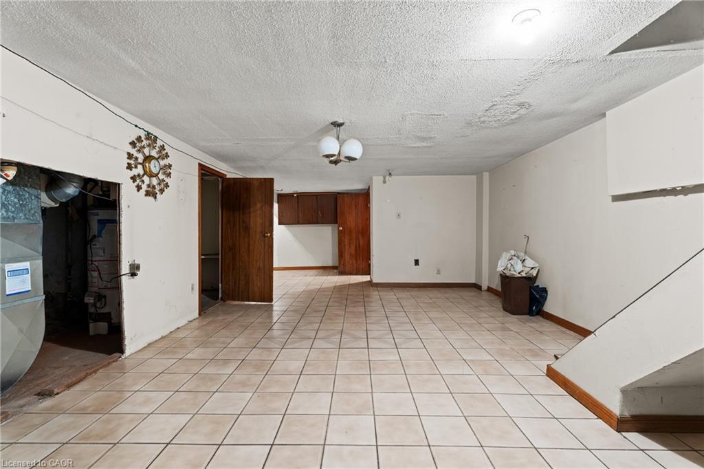 156 Macnab Street N, Hamilton, ON - Indoor Photo Showing Other Room