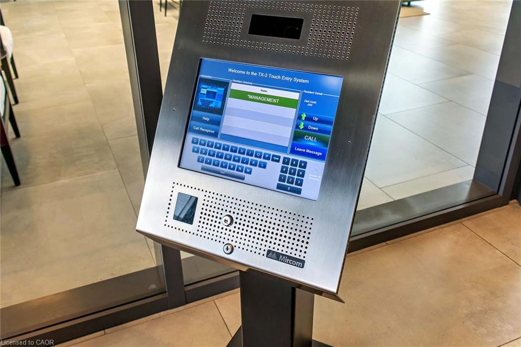 910-15 Glebe Street, Waterloo, ON - Indoor Photo Showing Other Room