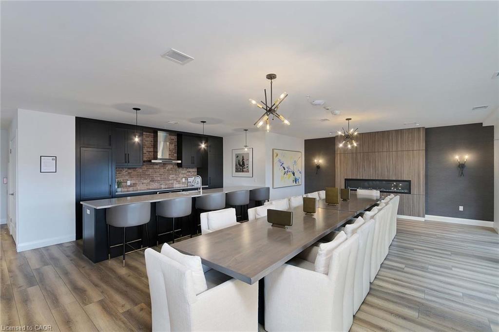 910-15 Glebe Street, Waterloo, ON - Indoor