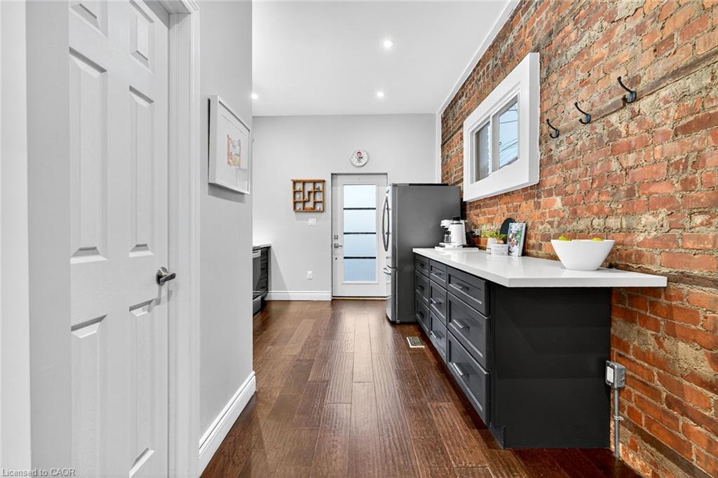 36 Ashley Street, Hamilton, ON - Indoor