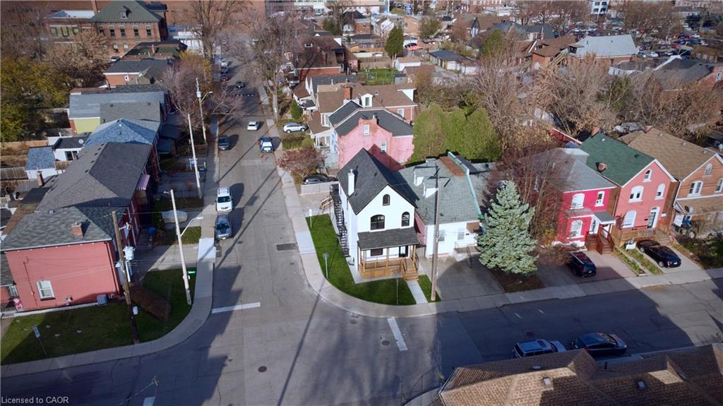 1-265 Robert Street, Hamilton, ON - Outdoor With View