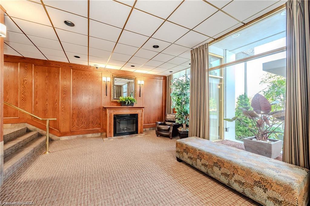 603-45 Westmount Road N, Waterloo, ON - Indoor With Fireplace