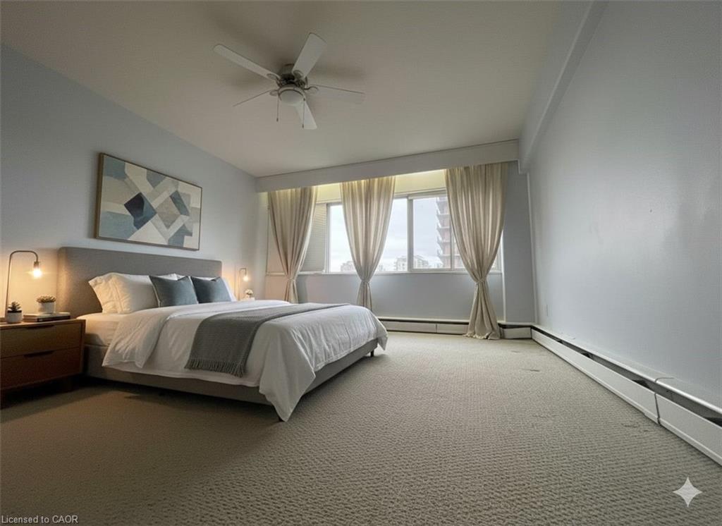 603-45 Westmount Road N, Waterloo, ON - Indoor Photo Showing Bedroom