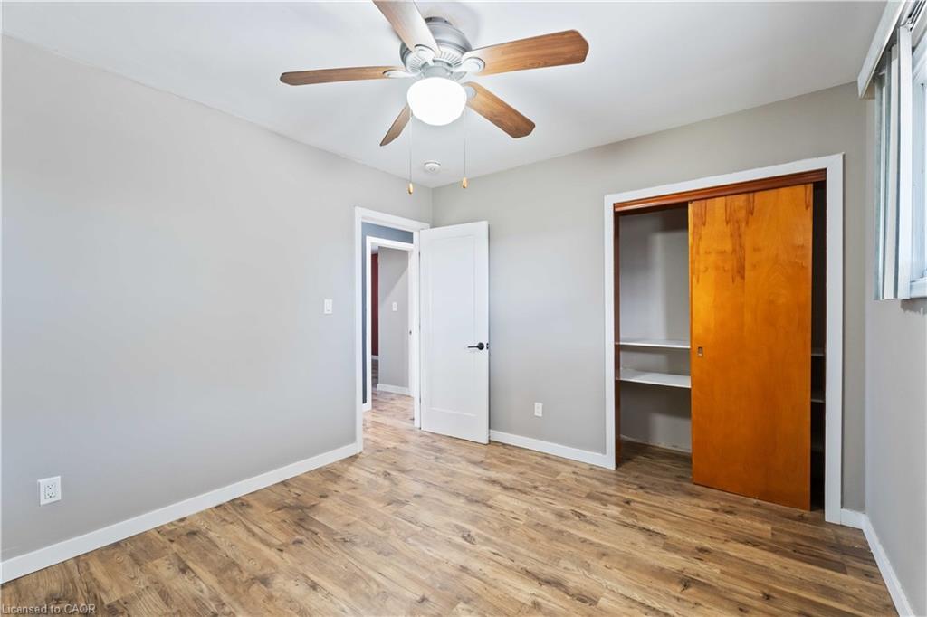 90 Rainbow Drive, Hamilton, ON - Indoor Photo Showing Other Room