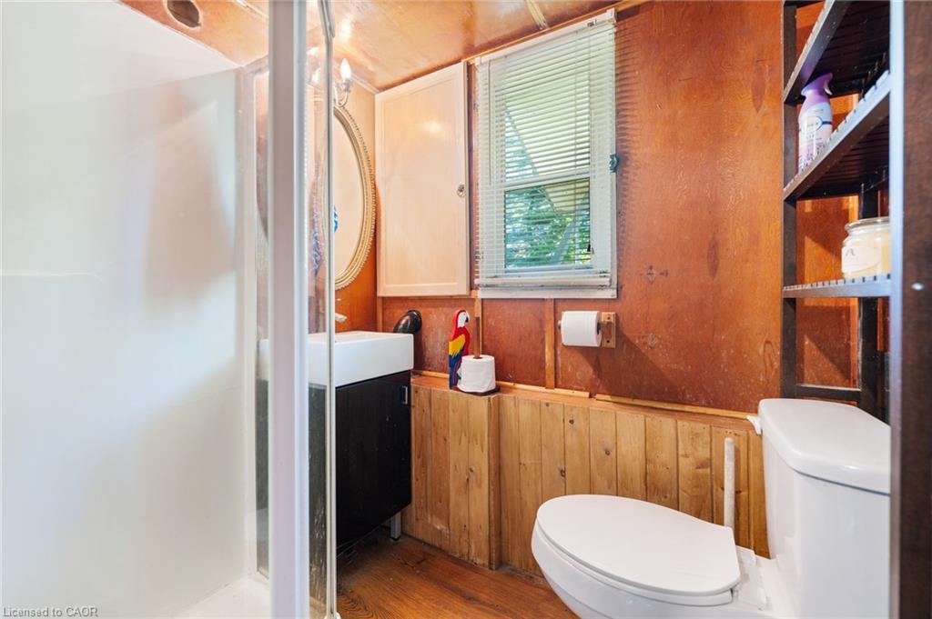 303 Erie Boulevard, Long Point, ON - Indoor Photo Showing Bathroom