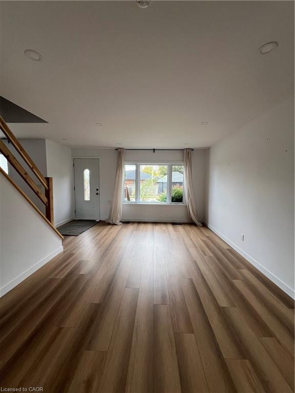 42 Elmwood Avenue, Brantford, ON - Indoor