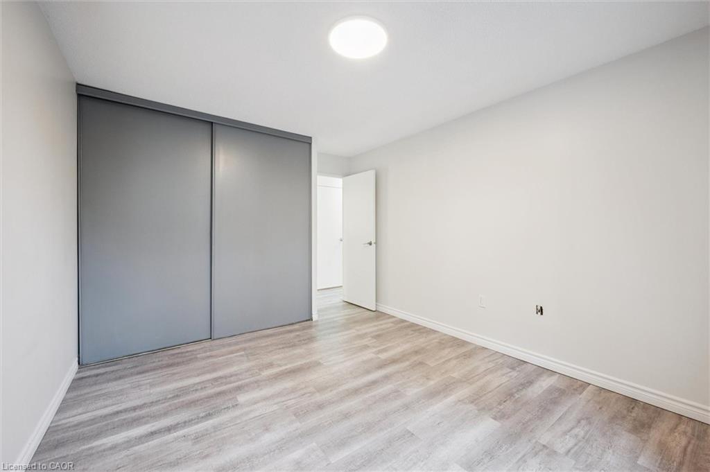 210-279 Chandler Drive, Kitchener, ON - Indoor Photo Showing Other Room