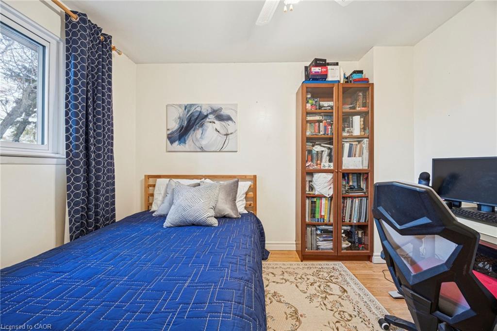 28 Reith Way, Thornhill, ON - Indoor Photo Showing Bedroom