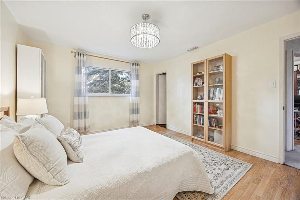 28 Reith Way, Thornhill, ON - Indoor Photo Showing Bedroom