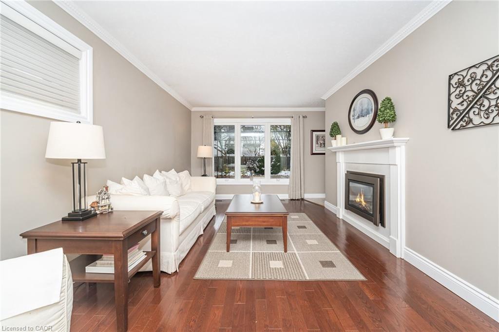 25 Sora Drive, Mississauga, ON - Indoor Photo Showing Living Room With Fireplace