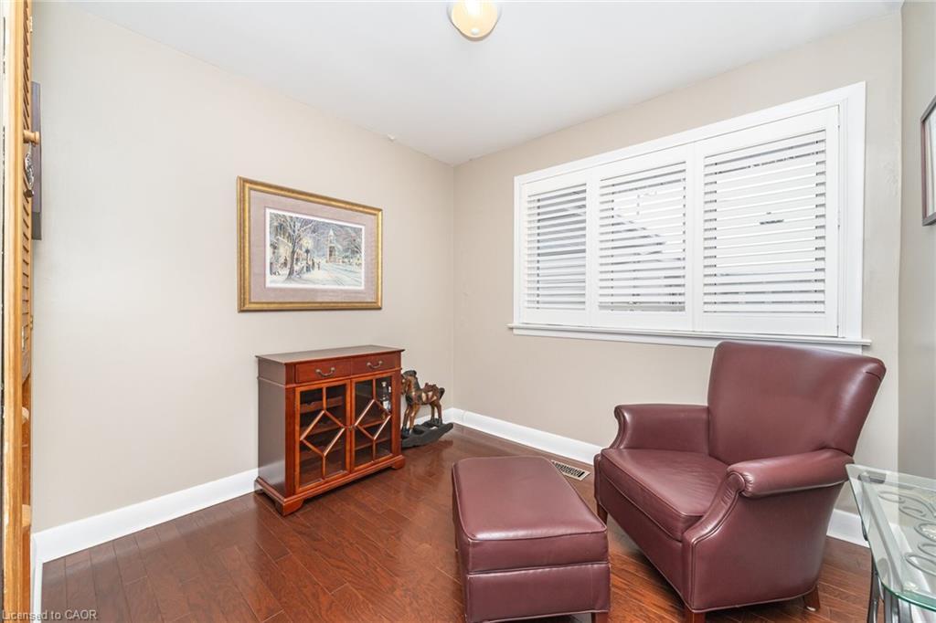 25 Sora Drive, Mississauga, ON - Indoor