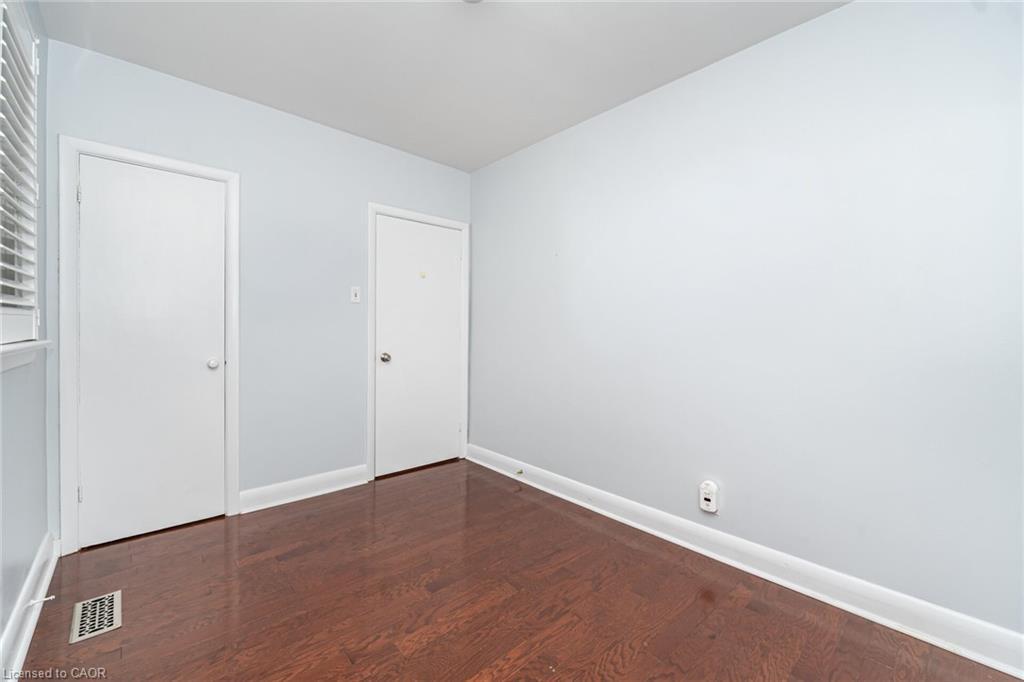 25 Sora Drive, Mississauga, ON - Indoor Photo Showing Other Room