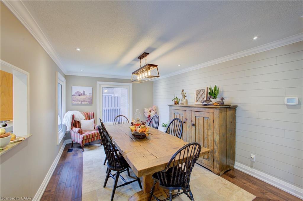 109 Professor'S Lake Parkway, Brampton, ON - Indoor Photo Showing Dining Room