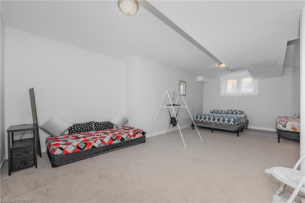 854 Springbank Avenue N, Woodstock, ON - Indoor Photo Showing Bedroom