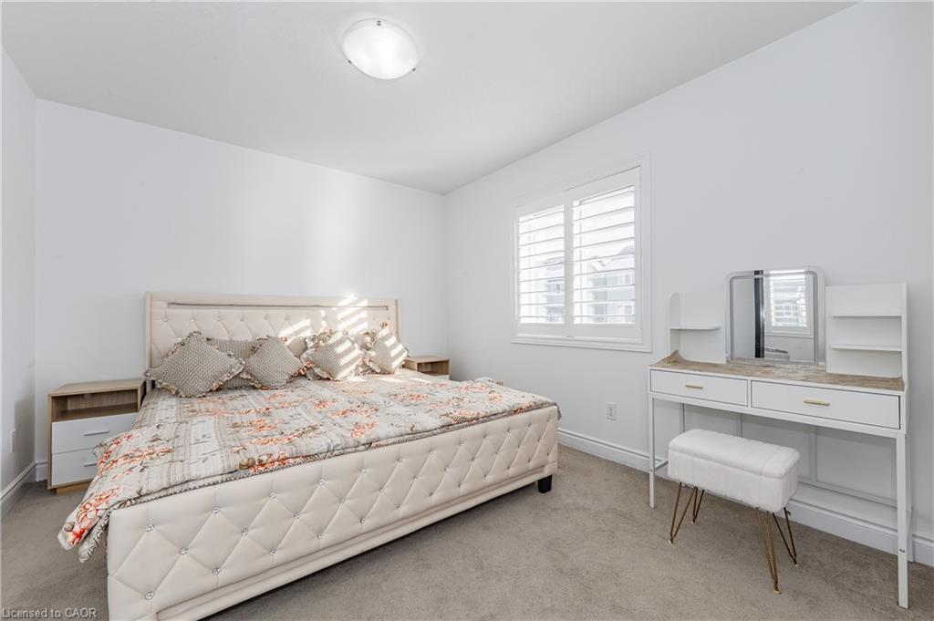 854 Springbank Avenue N, Woodstock, ON - Indoor Photo Showing Bedroom