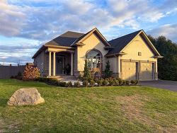 2 Kim Lane Waterford, ON N0E 1Y0