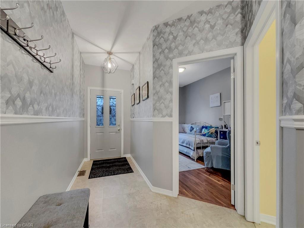 15-566 Southridge Drive, Hamilton, ON - Indoor