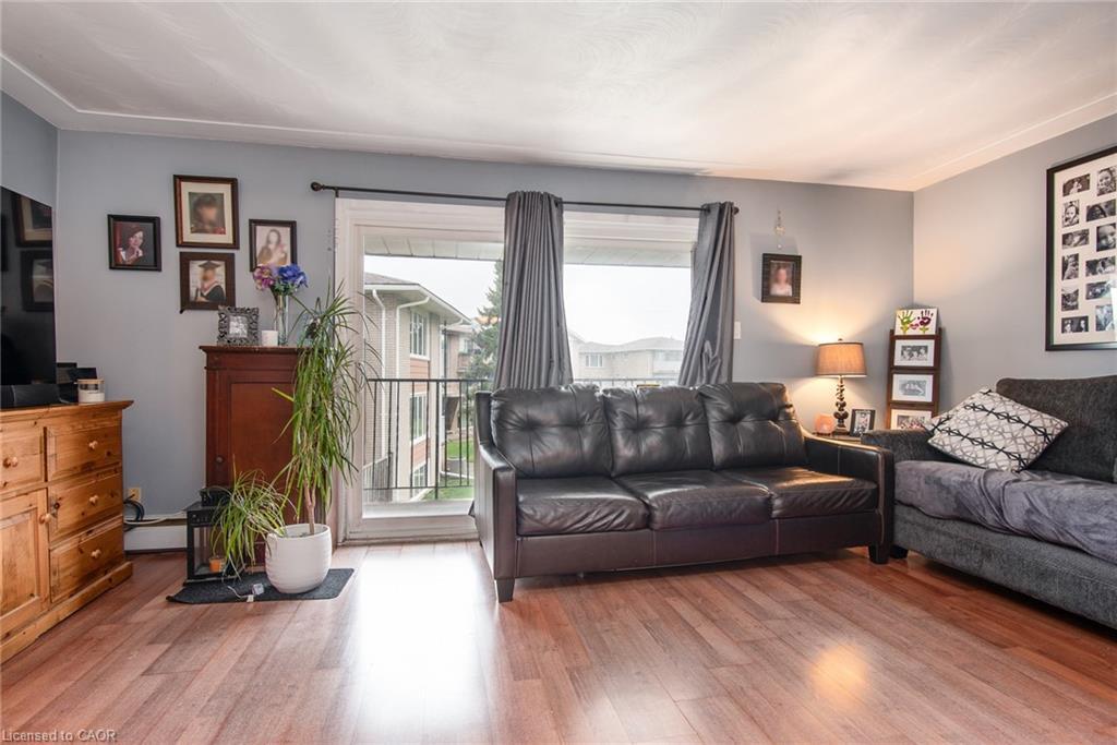 39 Secord Avenue, Kitchener, ON