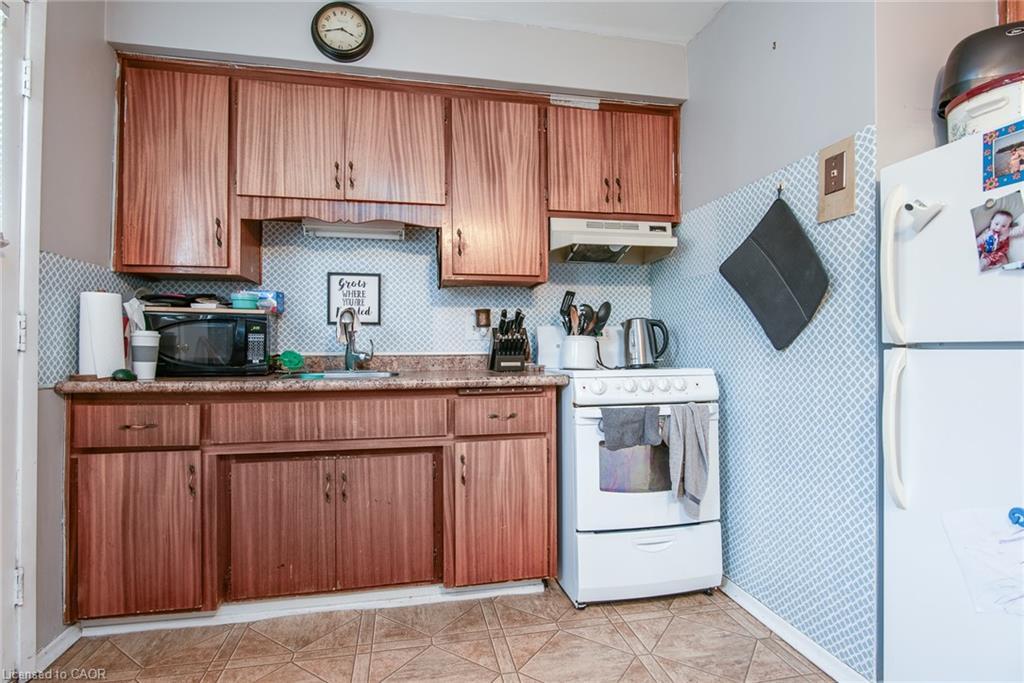 39 Secord Avenue, Kitchener, ON