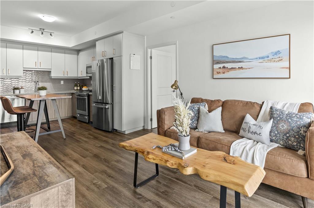 1604-2007 James Street, Burlington, ON - Indoor Photo Showing Other Room