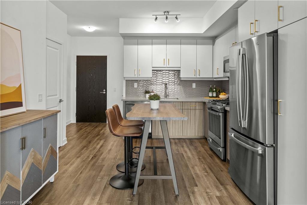 1604-2007 James Street, Burlington, ON - Indoor Photo Showing Other Room