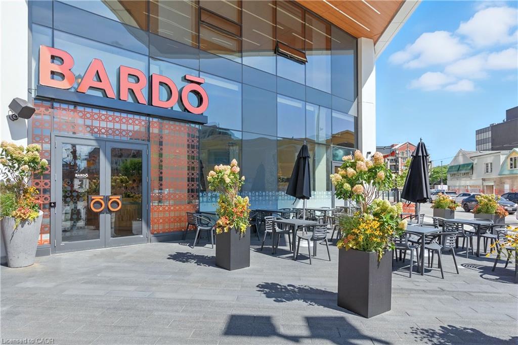 1604-2007 James Street, Burlington, ON - Outdoor