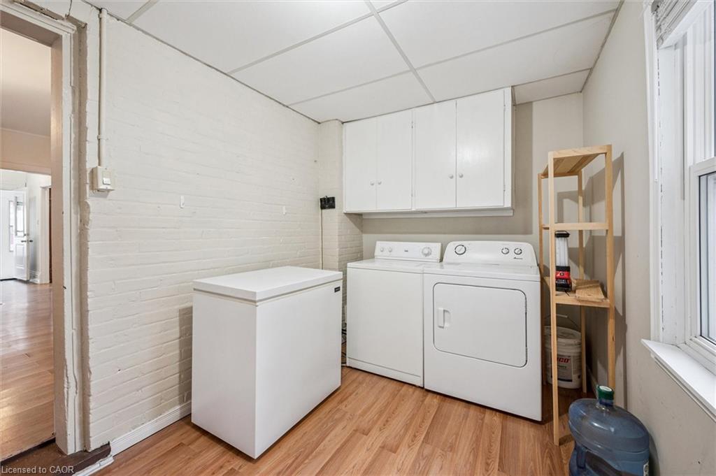 47 Krug Street, Kitchener, ON - Indoor Photo Showing Laundry Room
