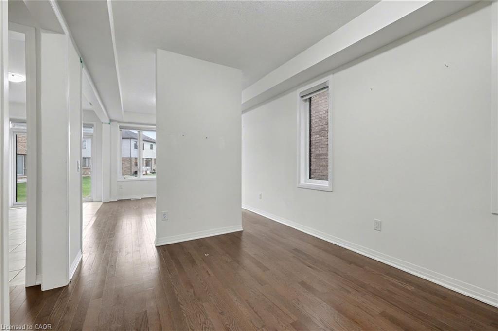 9 Prince Philip Boulevard, Ayr, ON - Indoor Photo Showing Other Room