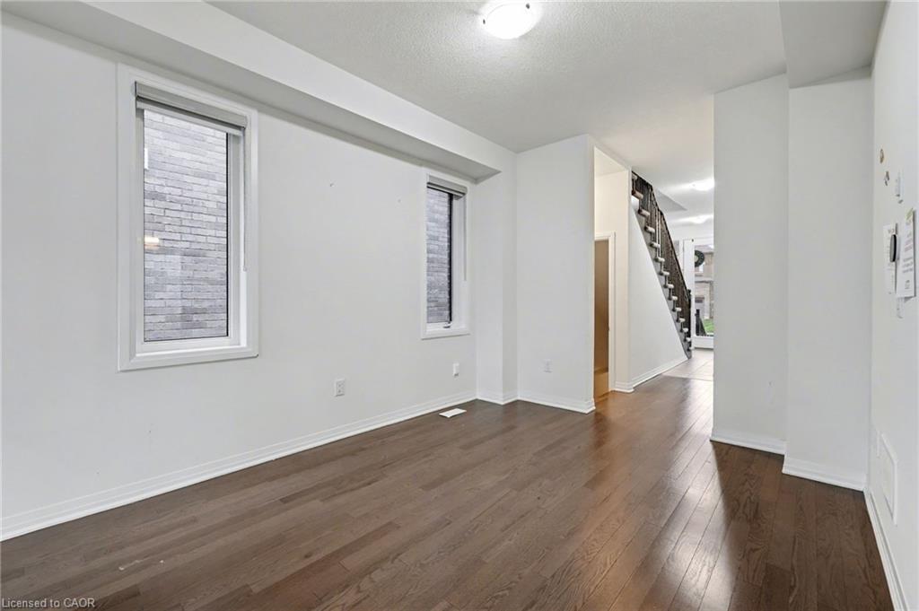 9 Prince Philip Boulevard, Ayr, ON - Indoor Photo Showing Other Room