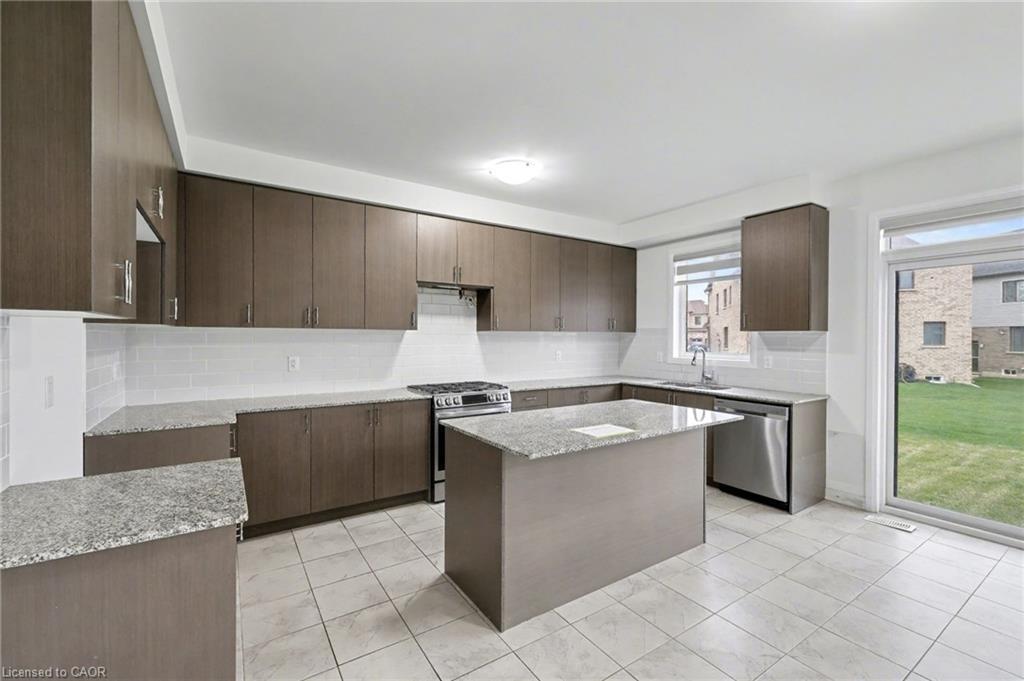 9 Prince Philip Boulevard, Ayr, ON - Indoor Photo Showing Kitchen