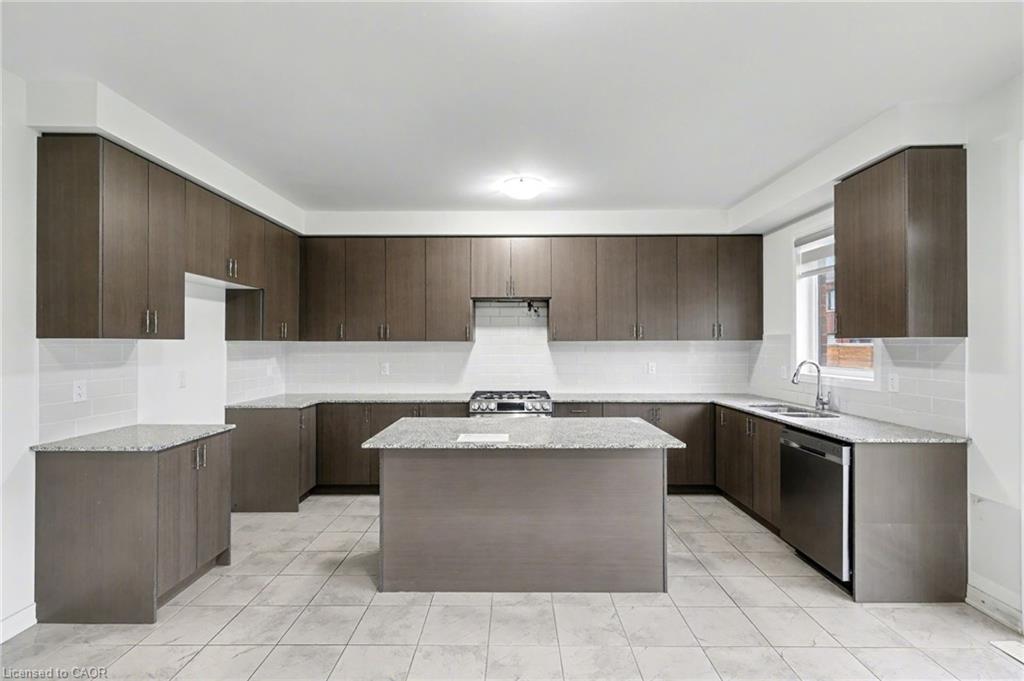 9 Prince Philip Boulevard, Ayr, ON - Indoor Photo Showing Kitchen