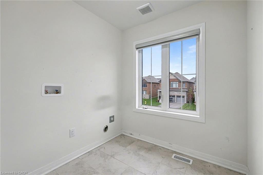 9 Prince Philip Boulevard, Ayr, ON - Indoor Photo Showing Other Room
