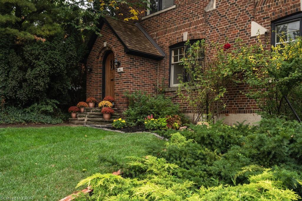 36 Mountwood Avenue, Hamilton, ON - Outdoor